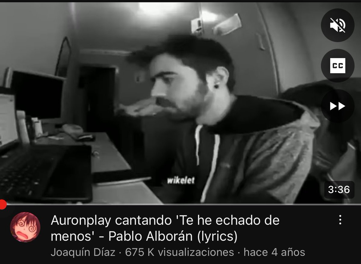 marie_moone's tweet photo. Como que auronplay no canta? https://t.co/XCkEJRw2tk