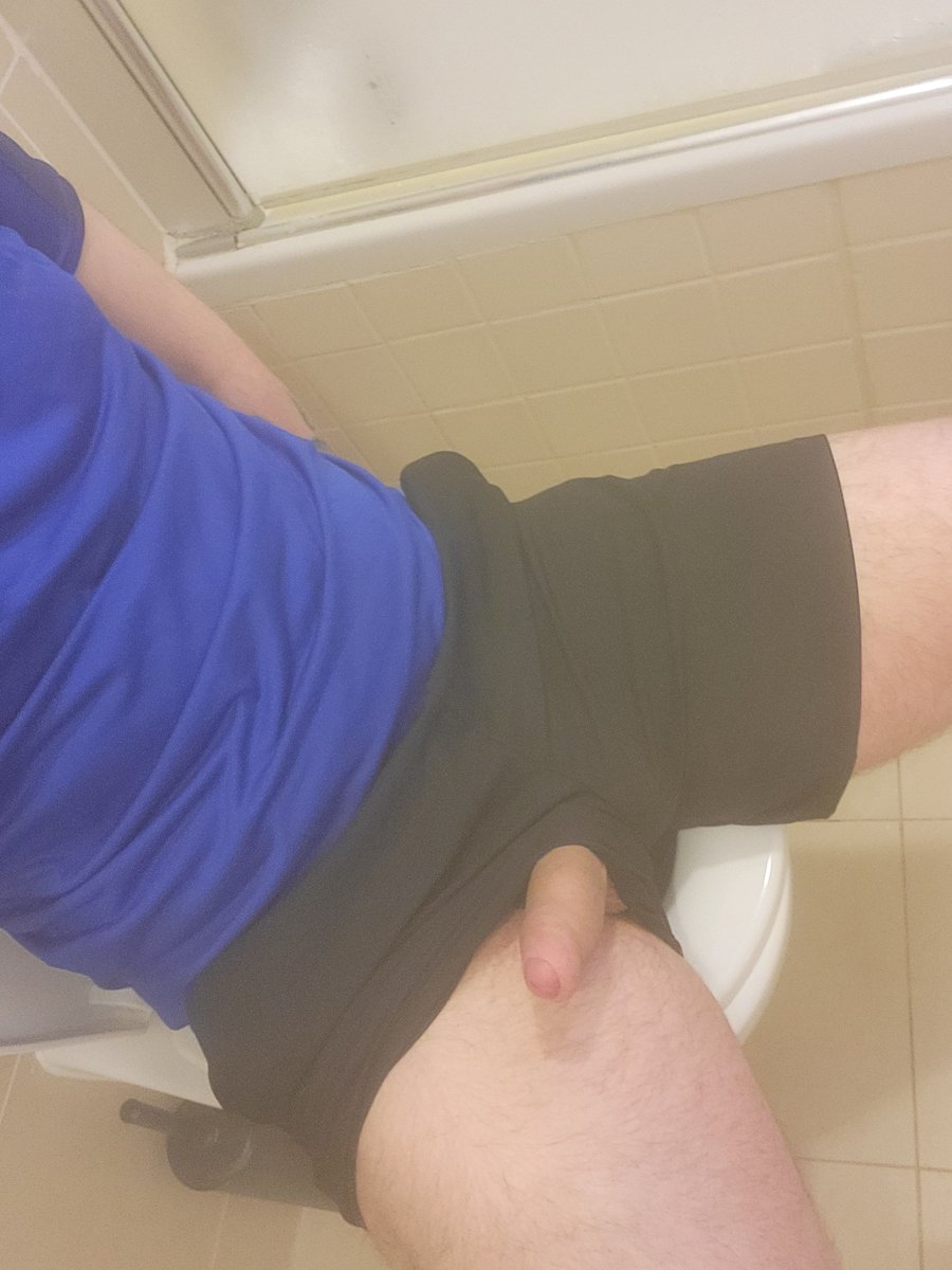 CallRodger81480's tweet photo. Dm for meets 😈😈
#gaymen ##gayporn #findom #cashpig #grindr #gayireland #humiliation #grindr #irishgrindr #irishmen #flipflops #toejam #mentoes #hardcock #nakedmen #bdsm #master #menwanking #mensfeet #mensbarefeet #baresoles #dublingay #suckmycock #mencumming #irishalpha https://t.co/9b3b2t03iM