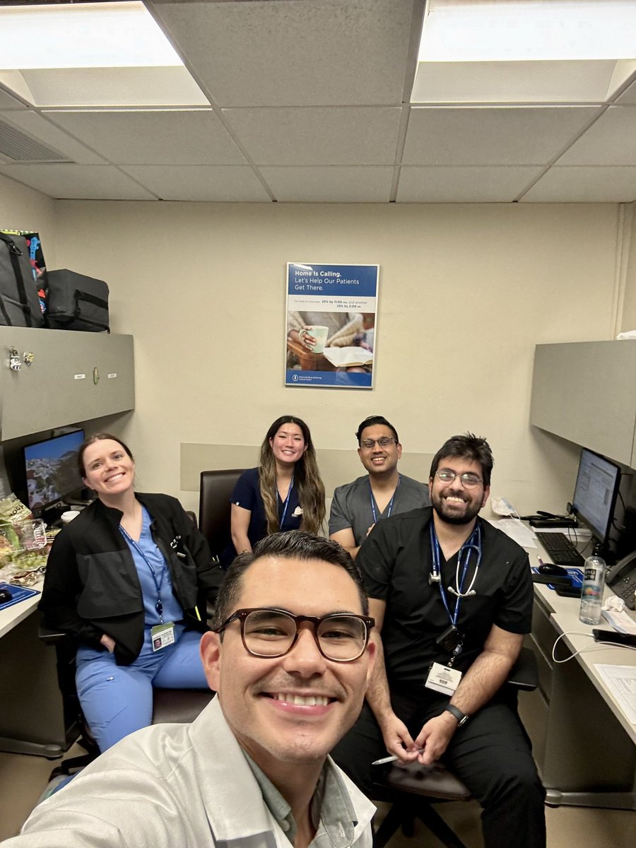 ja_ocejo's tweet photo. First week of hem/onc fellowship ✅

Thanks to this amazing team of residents who helped me survive the inpatient leukemia service at @MSKCancerCenter. https://t.co/X7zt4kkCy0