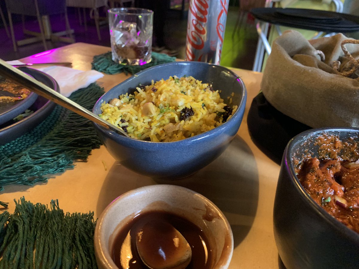 mischelcohen's tweet photo. Les voy a recomendar el mejor restaurante de comida India en México: se llama Suvai y está en Zacatecas casi esquina con Jalapa, en Roma Norte. Desde que cerró Royal India en Polanco estuvimos buscando un lugar así de bueno y por fin lo encontramos. Todo es una MARAVILLA. https://t.co/7RB3FIjpLQ