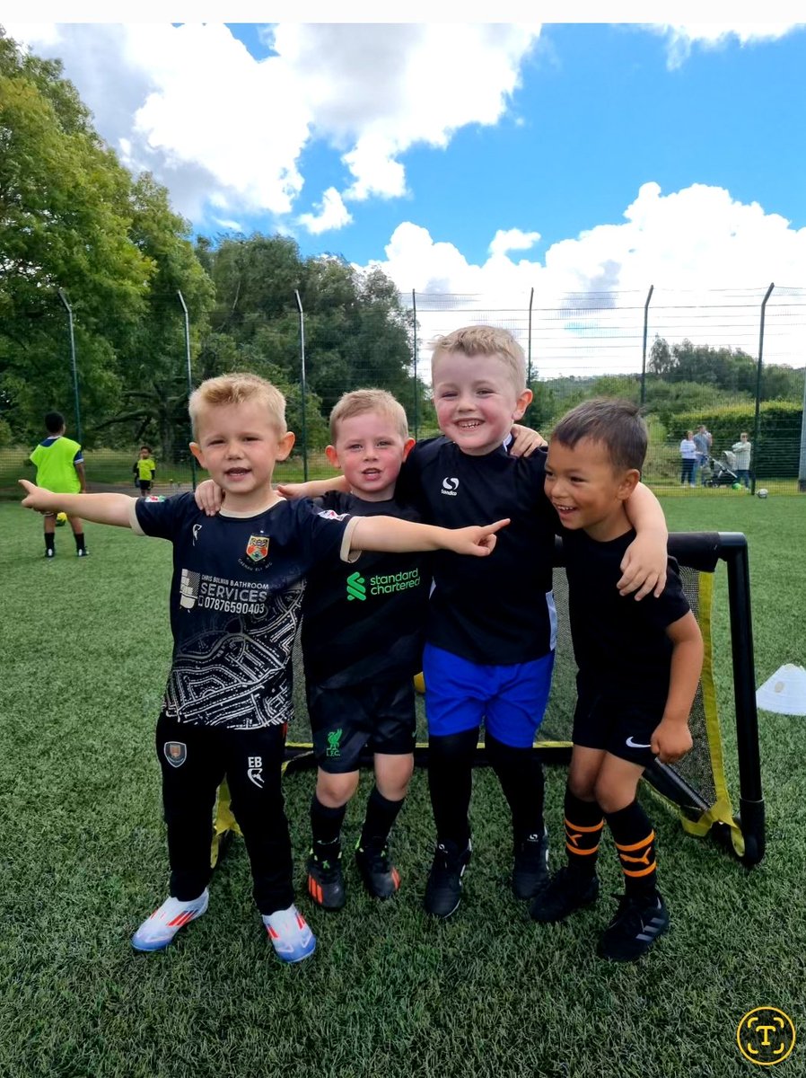 CaerauDistrict's tweet image. We love our community sessions every Sunday morning provided by Caerau Ely coaches for free. A chance to give kids in our community a happy and safe place to fall in love with the game  we all admire. we have a fantastic bunch from age 3 🖤❤️ #welovethisgame #footballfamily