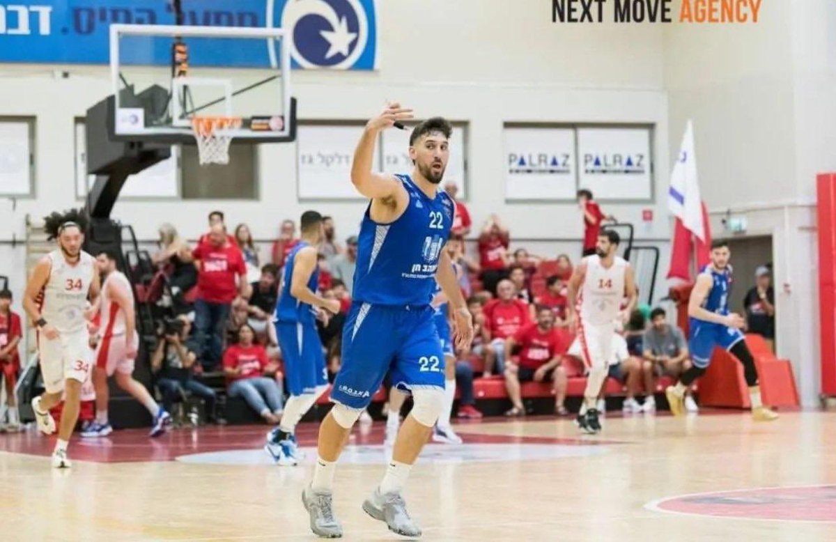 Congratulations to Roanoke MBB Alum (‘19) <a href="/joshua_freund/">Joshua Freund</a> on signing a new contract with Maccabi Rishon Lezion. Last season, Josh averaged 19.7 ppg, 6.8 rpg, and 3.4 apg. Next season will be Josh’s 6th year playing professionally. Proud of you, Josh! #TeamTogether