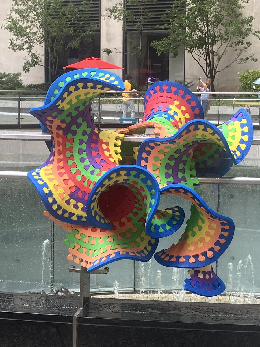 LanaSteiner4's tweet image. Thank you @MoMath1 for the NYC Math Festival. Thinking about how I can translate my experiences at the festival to students in the classroom. #joyfulmath #puzzledplexedandhappy @PrairieValleySD @SMTSca @VibankRegional es