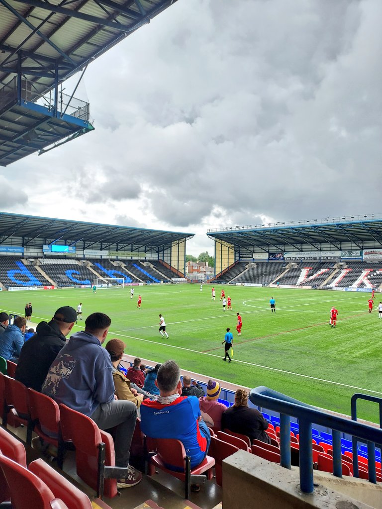 Gruff Thomas tweet media