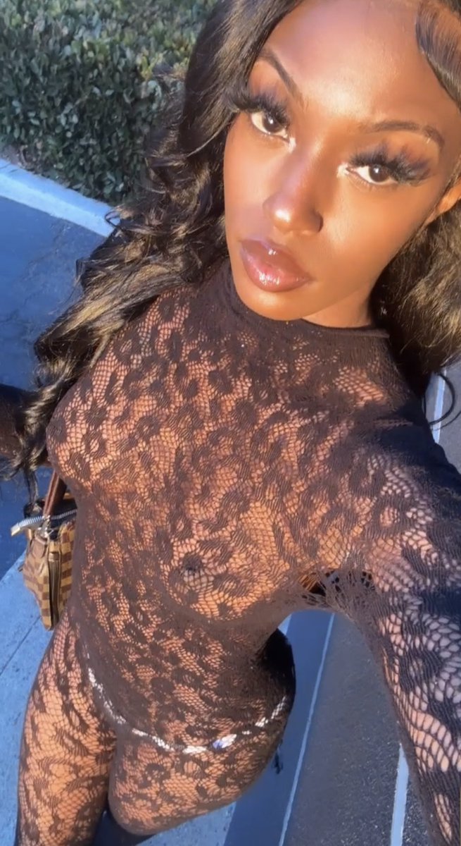 blow a bag on me daddyy🤩