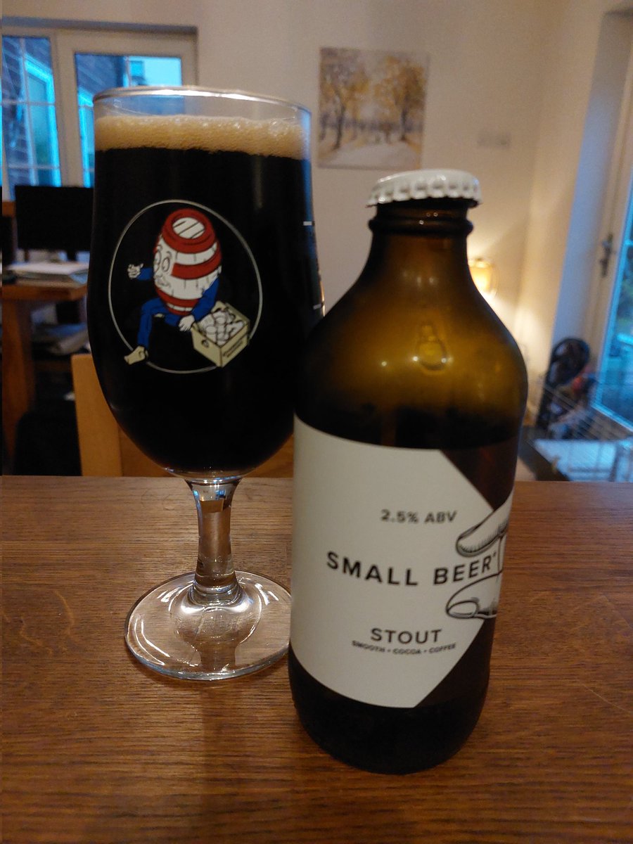 beer_guy_'s tweet photo. A small stout by @origsmallbeer !
What it lacks in ABV and calories, it doesn't lack in taste - a nice smooth, roasty stout, I'm a fan of these small beers
#craftbeer #smallbeer #sessionbeer #stout https://t.co/cW2SefrQHT
