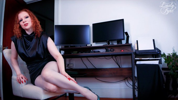 Always pulling on those &ldquo;Leg Puppet Strings&rdquo;. Video available now on https://t.co/mNuQkhXxdu  https://t<a href="/tag/femdom"class="tags"><span>#femdom</span></a><a href="/tag/chastity"class="tags"><span>#chastity</span></a><a href="/tag/legfetish"class="tags"><span>#legfetish</span></a>