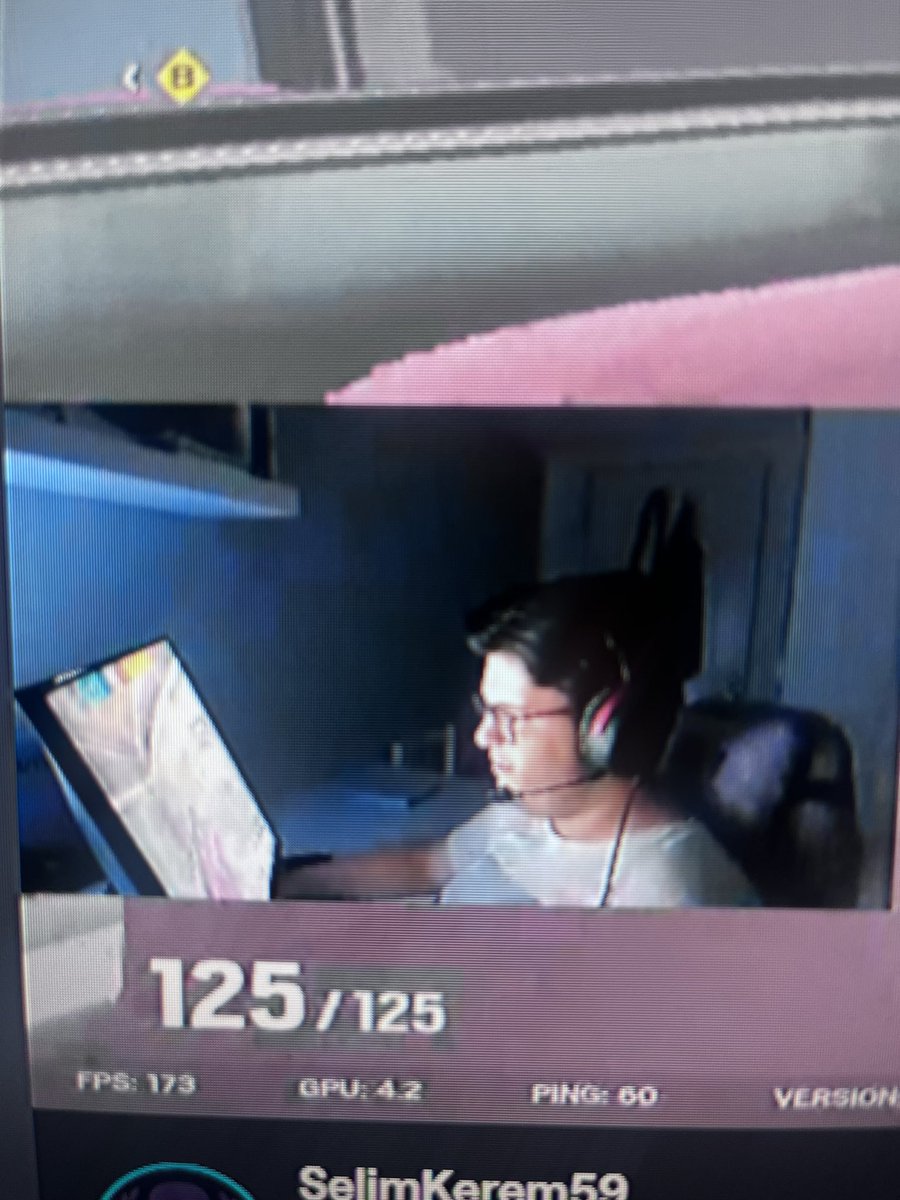 ascendedpaanda's tweet image. @selimkeremsr6 
Hello Kerem. The deal still stands 10 pushups for 5€ or 1 kebab. U can prove it on stream or dm's