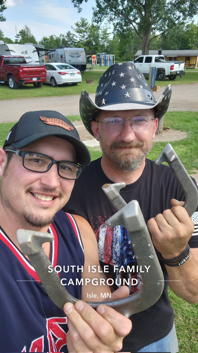 RezLifeTony's tweet image. 2024 South Isle campground horseshoe champions fueled by alcohol my #Hawkfest hat! @Chris_Hawkey