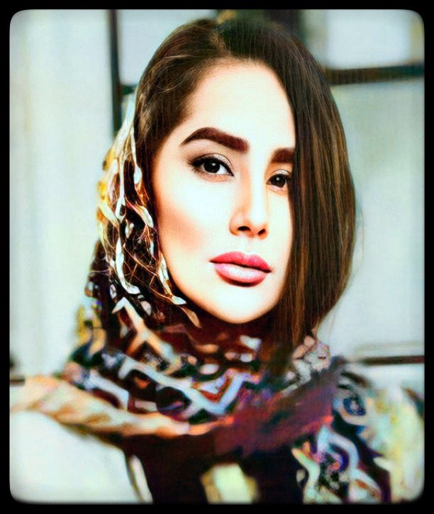 از اینکه تو این مدت کم در کنار شما بودیم چه حالا جا داشتیم بینتون یا چه فوش خوردیم و حتی بلاک یا ریپورت شدیم باعث افتخارمون بود که کمی آگاهی شرافت و مبارزه آموخته باشیم البته که ما کمتر از این حرف هاییم امیدواریم روزی ایرانی آزاد داشته باشیم.
#زن_زندگی_آزادی
#خداحافظ