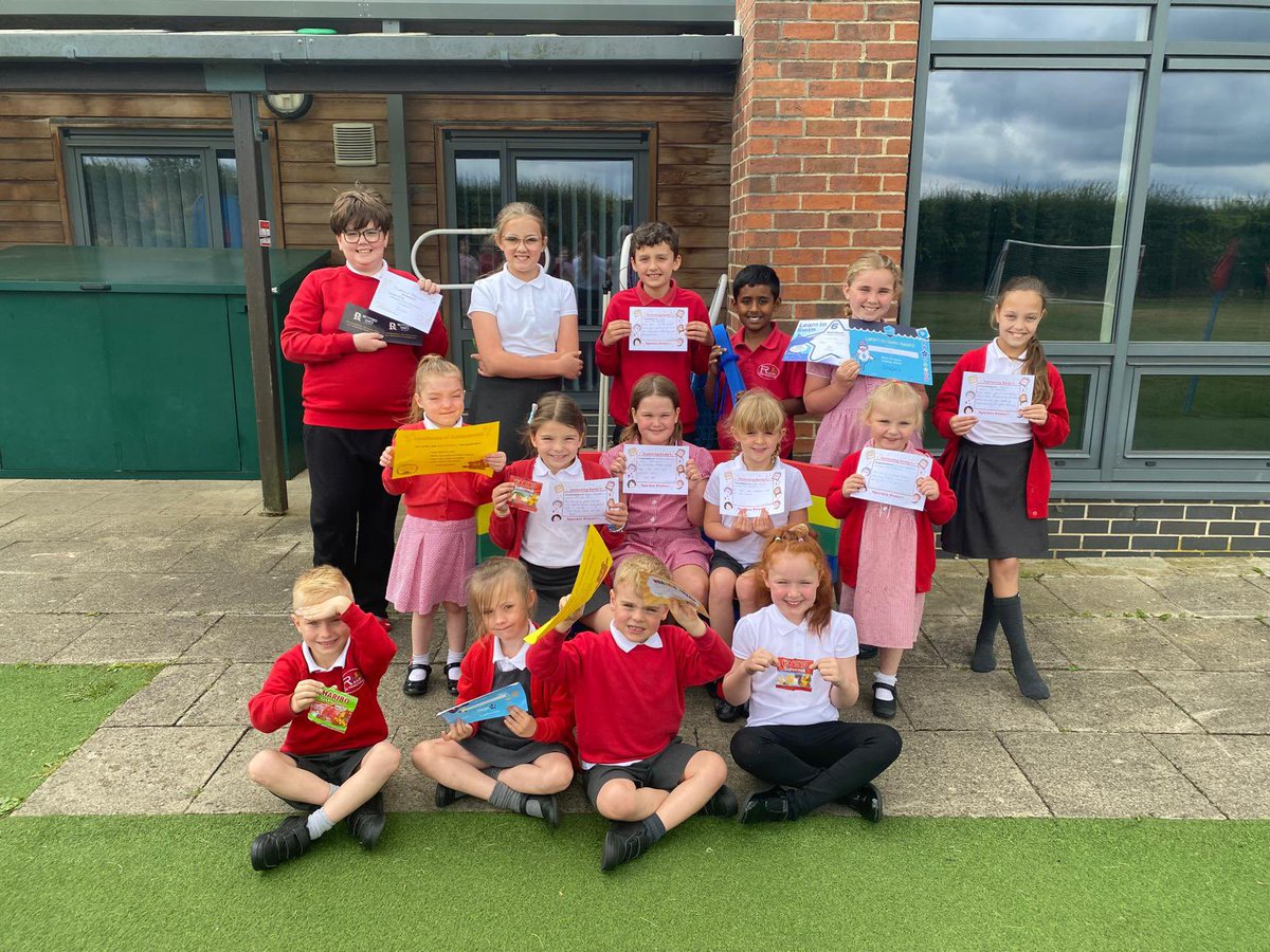 RanbyCE's tweet photo. So much to celebrate this week! Well done Ranby you just keep on sparkling 😍🤩✨💃✨😁#sparklepower https://t.co/Sm09tARdjo
