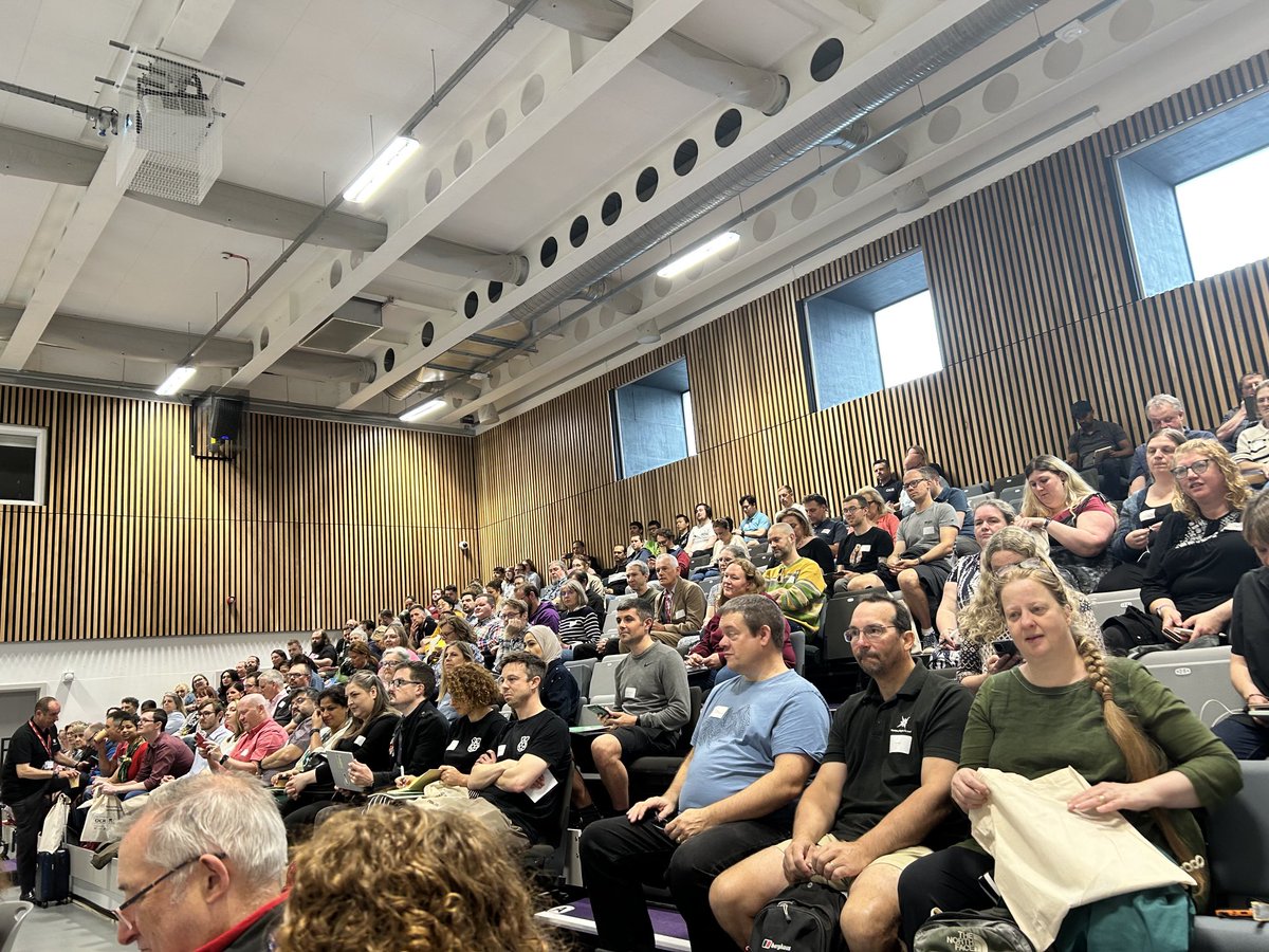 adamsonjulia's tweet photo. Supermeetup! huge thanks @cyberbaines @mberry @simonpj0 @mcampbelliot @adacollege @beccipeters28 @CompAtSch congrats @DrChips_ @TigWilliams @janewaite @pddring @penfoldno1 @BenGUpNorth #CASConf24 https://t.co/5L7FuGmZ75