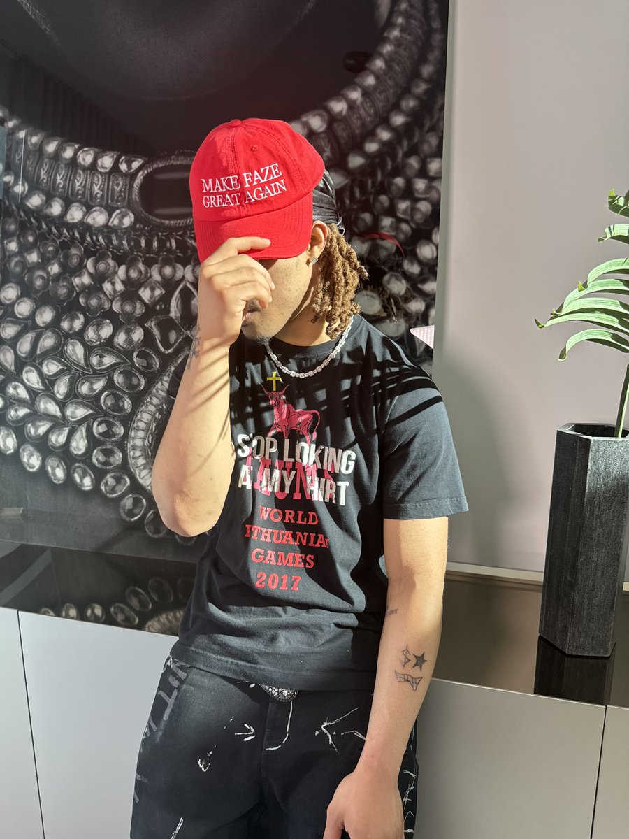 FaZe Clan tweet media