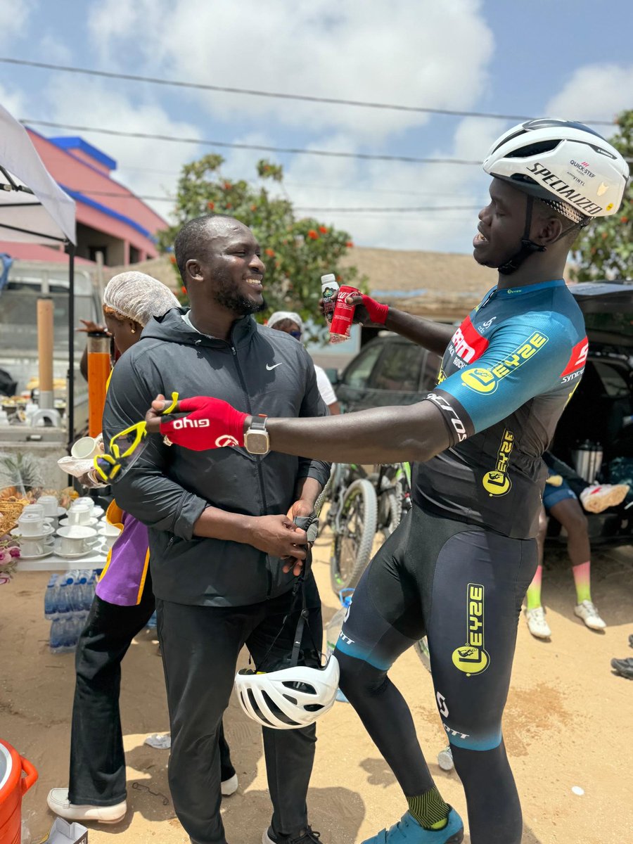CyclistesD's tweet photo. The KING XLo en mode 🚲🔥👍🏿 @leyzevelo https://t.co/rg5Xv6lf6c