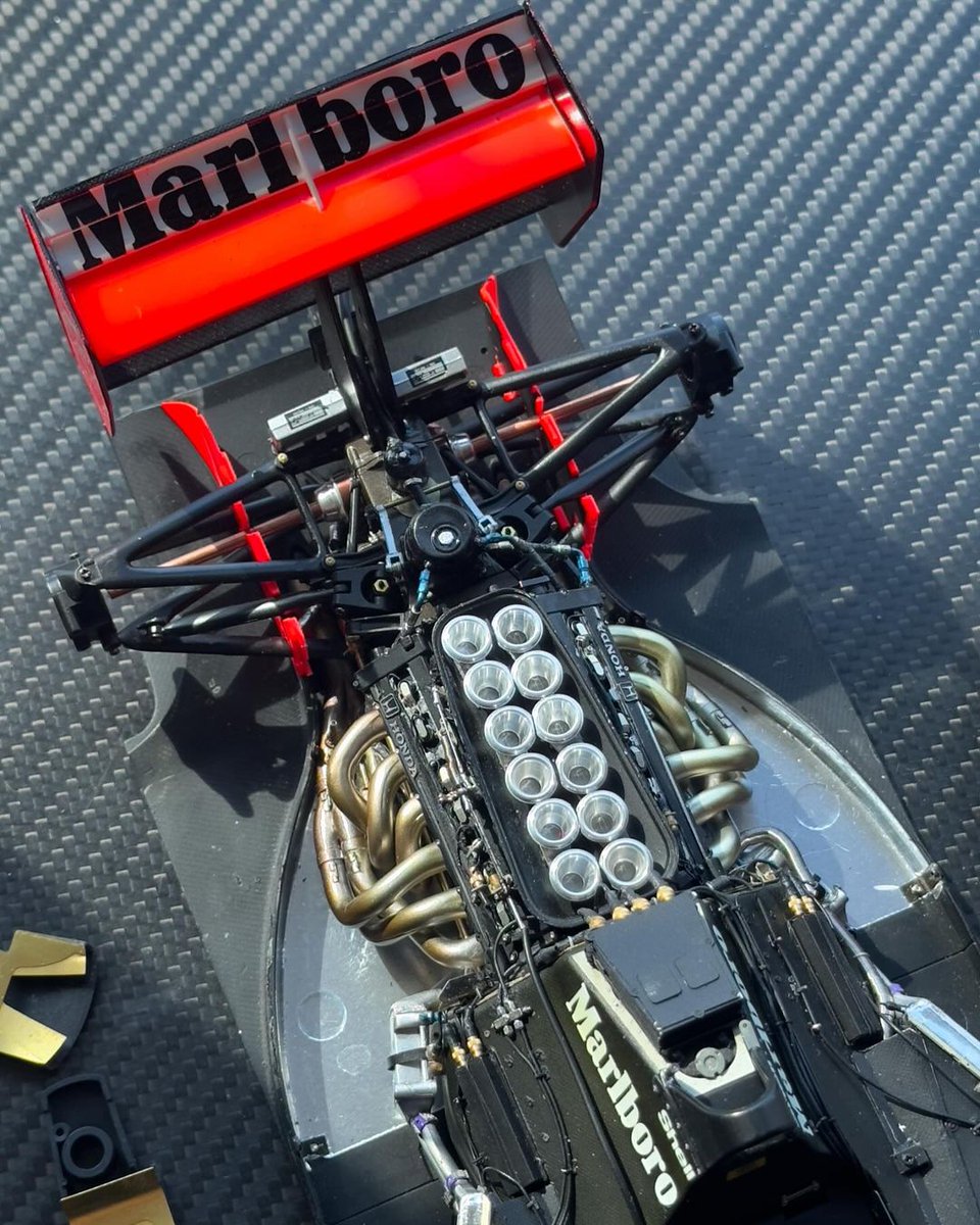 McLarenTeamFan's tweet photo. Look at the details 🧐 https://t.co/G9WEbGqQlk