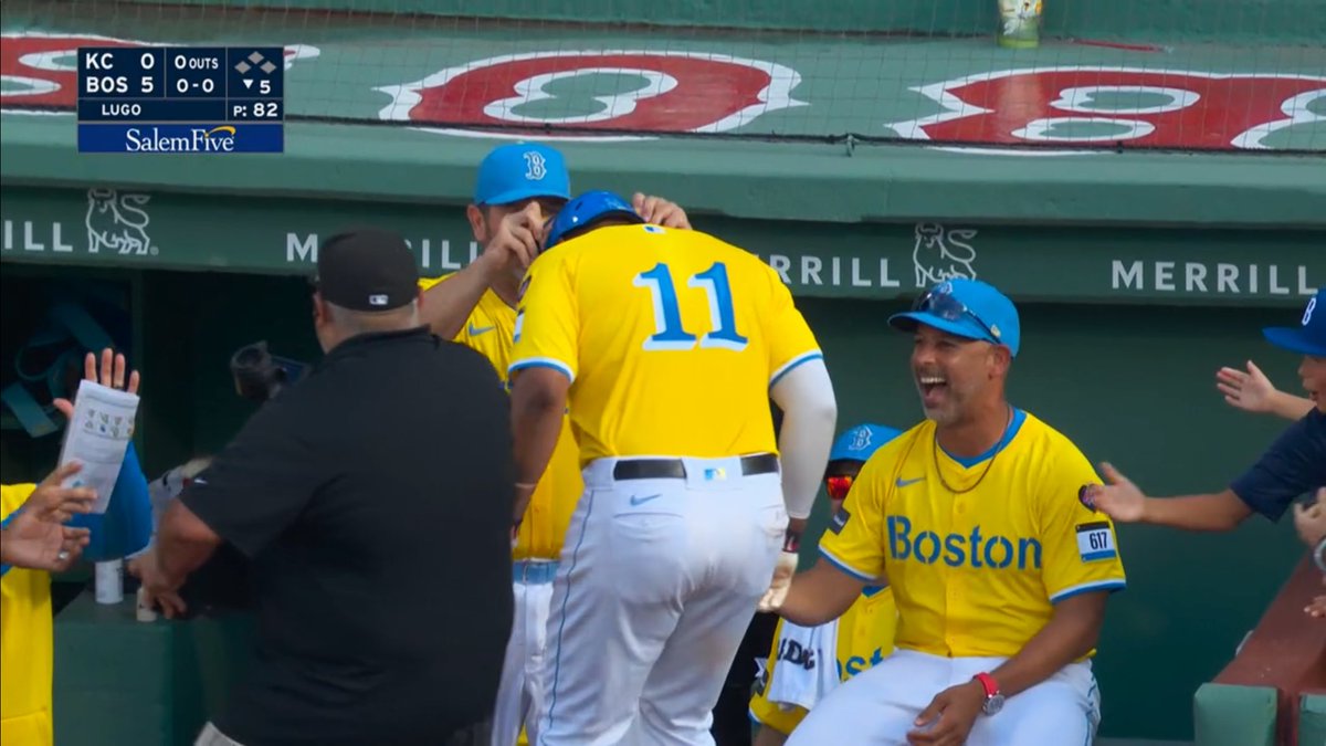 BostonStrong_34's tweet photo. Jason Varitek puts the HR medal to Rafael Devers as he passes him on the Red Sox All Time HR list. https://t.co/WdRAYwyYU2