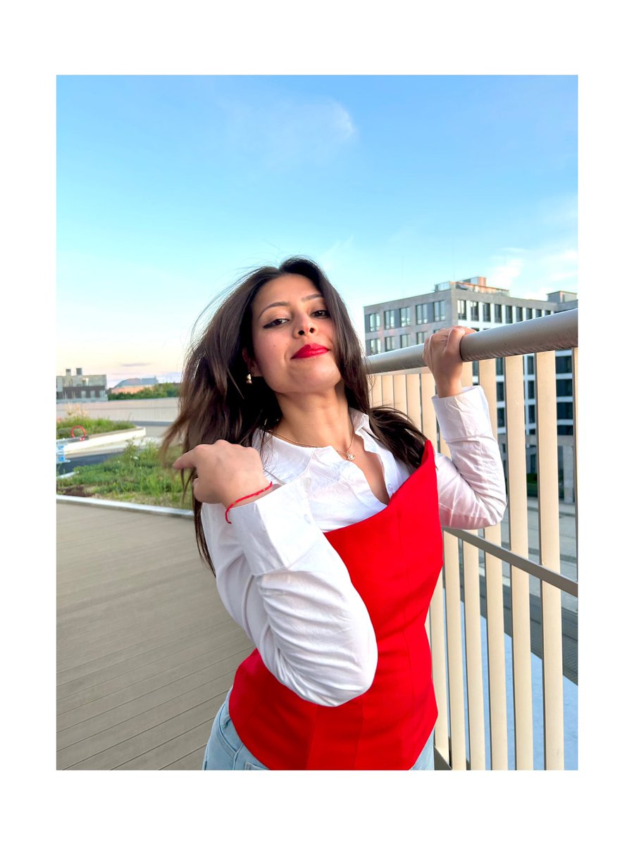 Sidra Aziz tweet media