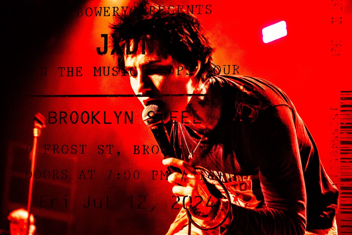 samcsch's tweet photo. JXDN last night in NYC 🎸🧨✂️🚬☠️  @JadenHossler https://t.co/2XzriPsV3L