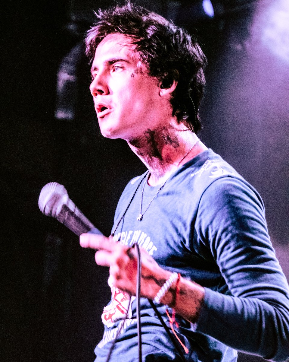 samcsch's tweet photo. JXDN last night in NYC 🎸🧨✂️🚬☠️  @JadenHossler https://t.co/2XzriPsV3L