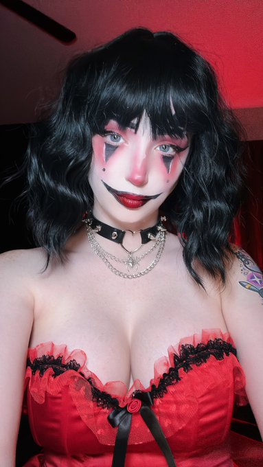 HAYLIEKYU’s pics and videos