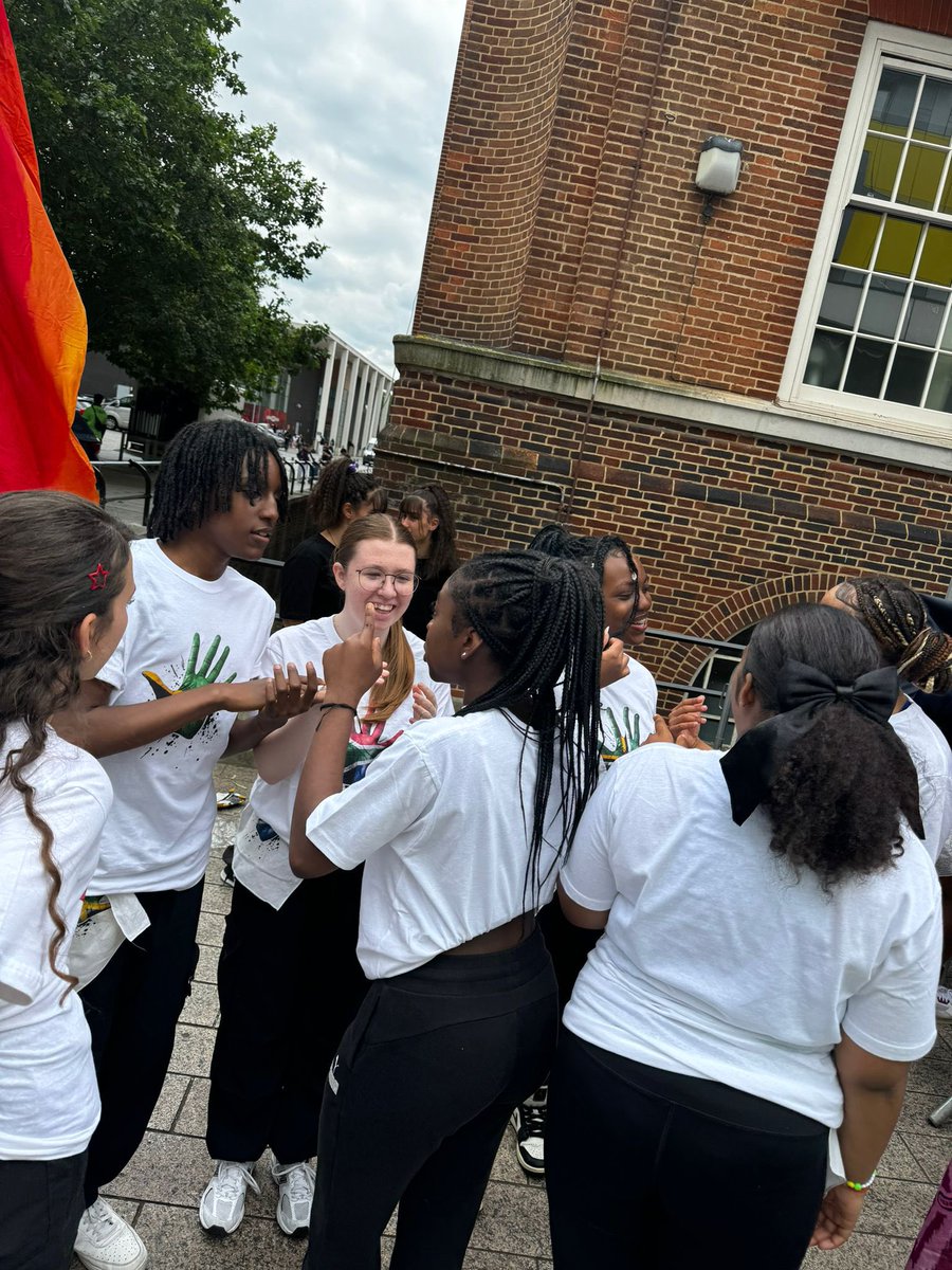 BDYDance's tweet photo. A time was had 🥳 #bdcarnival #2024 @ukoncareers Stevie, @Redz7Foxy  and all of our fabulous dancers 💯
•
•
•
Full edit coming soon 🎦 https://t.co/ZWKecjcl5g