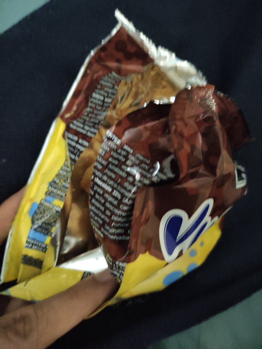 memoriadeunnaco's tweet photo. @VualaMexico hola, compré estos Vualá de chocolate de Bob Esponja y no venía el juguete 😔 https://t.co/73U5L4jz10