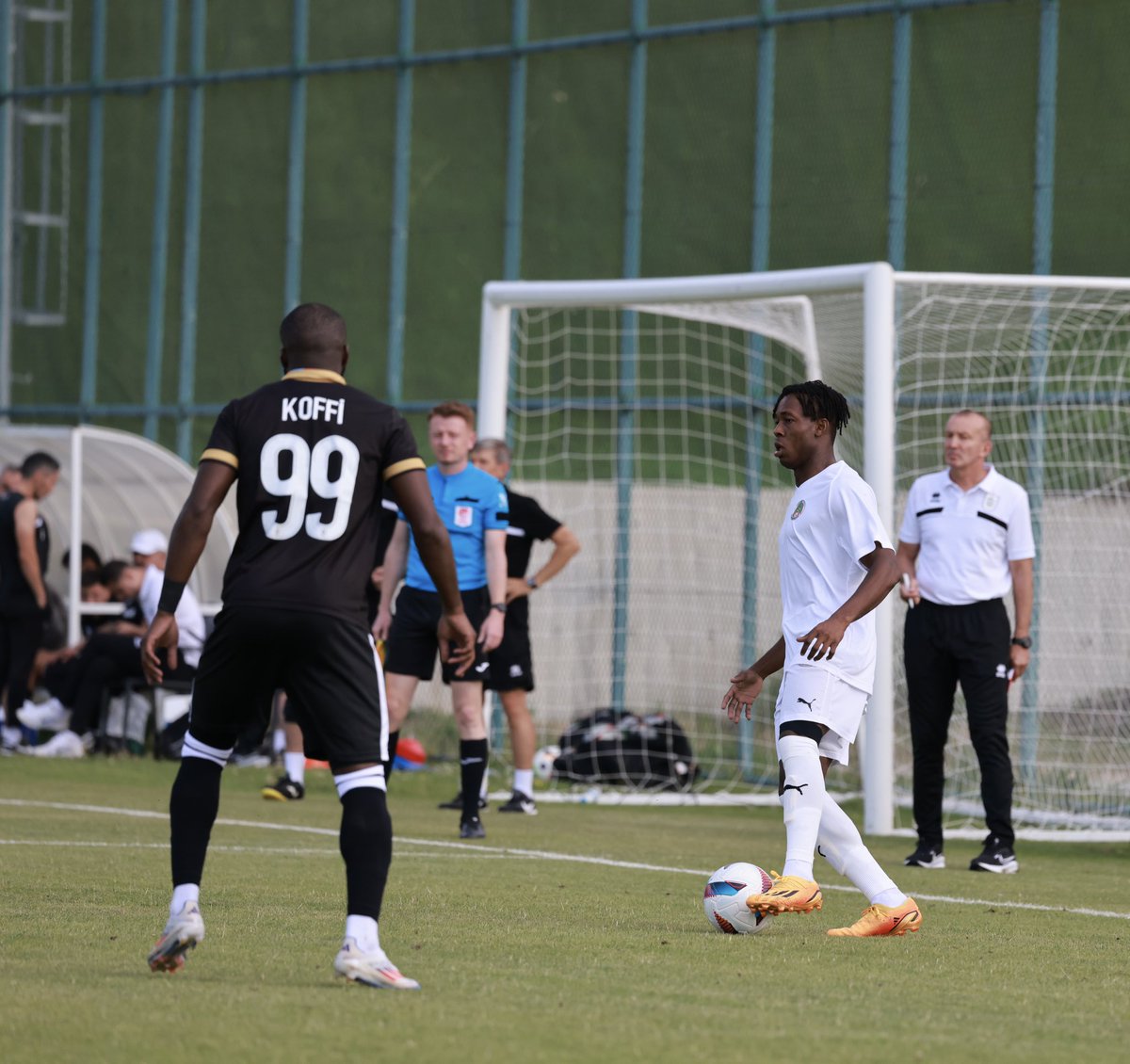 Daniel.Akinlosotu_ tweet media