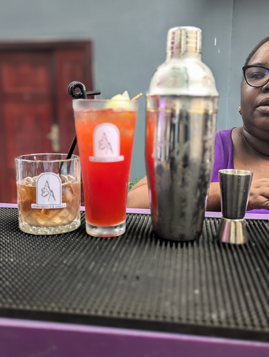CocktailsByMzB's tweet photo. Today was such a beautiful-beautiful day. @CocktailsByMzB had the honour of delighting the guests at #AdukeAde and it was so much fun. Many thanks to @Mosopemi of M7 Events for trusting us to deliver. Thank you for trusting our brand. Cheers to future collaborations. 🥂
💜💜💜💜 https://t.co/qkHWJAWyiH