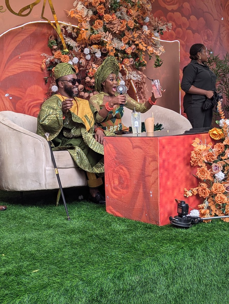 CocktailsByMzB's tweet photo. Today was such a beautiful-beautiful day. @CocktailsByMzB had the honour of delighting the guests at #AdukeAde and it was so much fun. Many thanks to @Mosopemi of M7 Events for trusting us to deliver. Thank you for trusting our brand. Cheers to future collaborations. 🥂
💜💜💜💜 https://t.co/qkHWJAWyiH