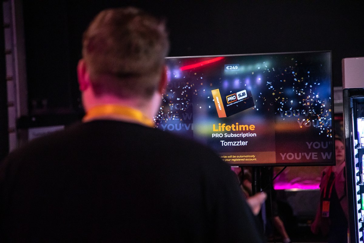 OWN3D's tweet photo. Everyone at TwitchCon heard it, and many participated!

The infamous "ping"- sound echoing through TwitchCon Rotterdam was part of our giveaway with only winners. 

Congrats to all the winners; welcome to the OWN3D community 🥳♥️

📷  © OWN3D | Mela https://t.co/aQzrtdpldS