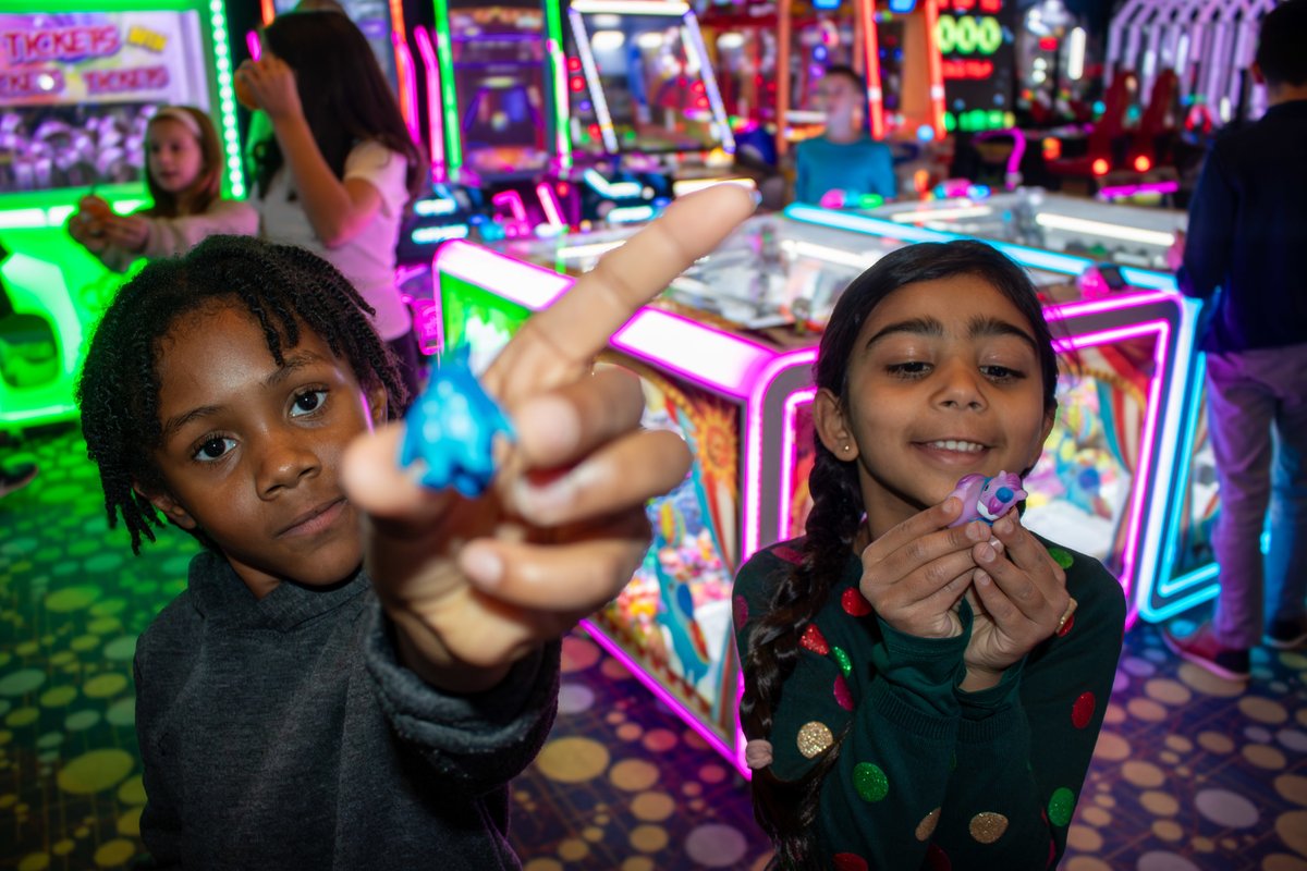 Showing off your prizes to your friends >>> 

#arcade #games #iplayamerica #indoorfun