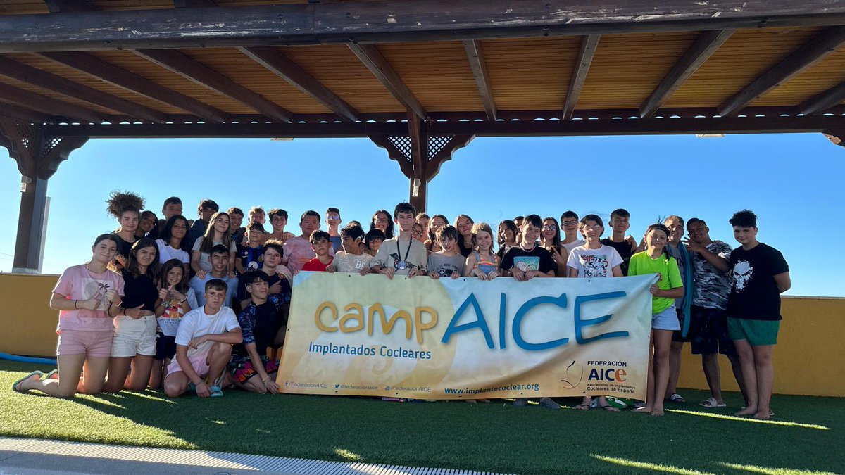 federacionaice's tweet photo. Primer día superado en #NaturalSchoolToledo en #Cuerva, nuestra casa para los próximos días. 🏡✨ Nos hemos conocido, hemos visto nuestras habitaciones, merendado, jugado al minigolf y ¡una sesión de piscina. ¡Mañana sigue la aventura!
#ImplanteCoclear #CampAICE #DisCapacidad https://t.co/MRhGI4a5Tt