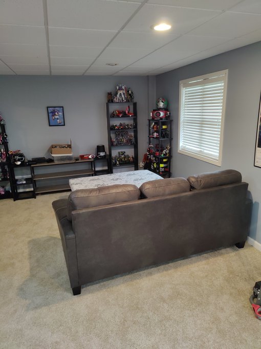 Bought a sleeper sofa for the basement.   Now for a TV, recliner, and all the video games console setup<a href="/tag/pmc"class="tags"><span>#pmc</span></a>