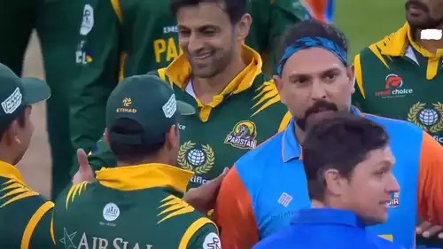 common_shehri's tweet photo. Well played India Champ and Pakistan Champ.
India won the final of Legends WC 2024
#PakistanCricket #INDvsPAK #Pakistan #BamBaminMY #IndvPakonFanCode #Indian2FromToday #PAKvIND https://t.co/Kad6Dfwd5T