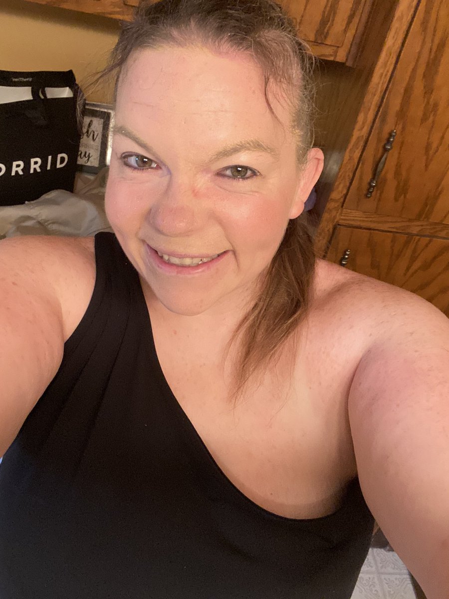 bingenerd4812's tweet photo. All dressed and ready to go hang out to help celebrate my friends Birthday. I normally donโt wear my contacts or make up very often lol #SaturdayNight #ReadyForSomeFun https://t.co/wrdrbnBBW2