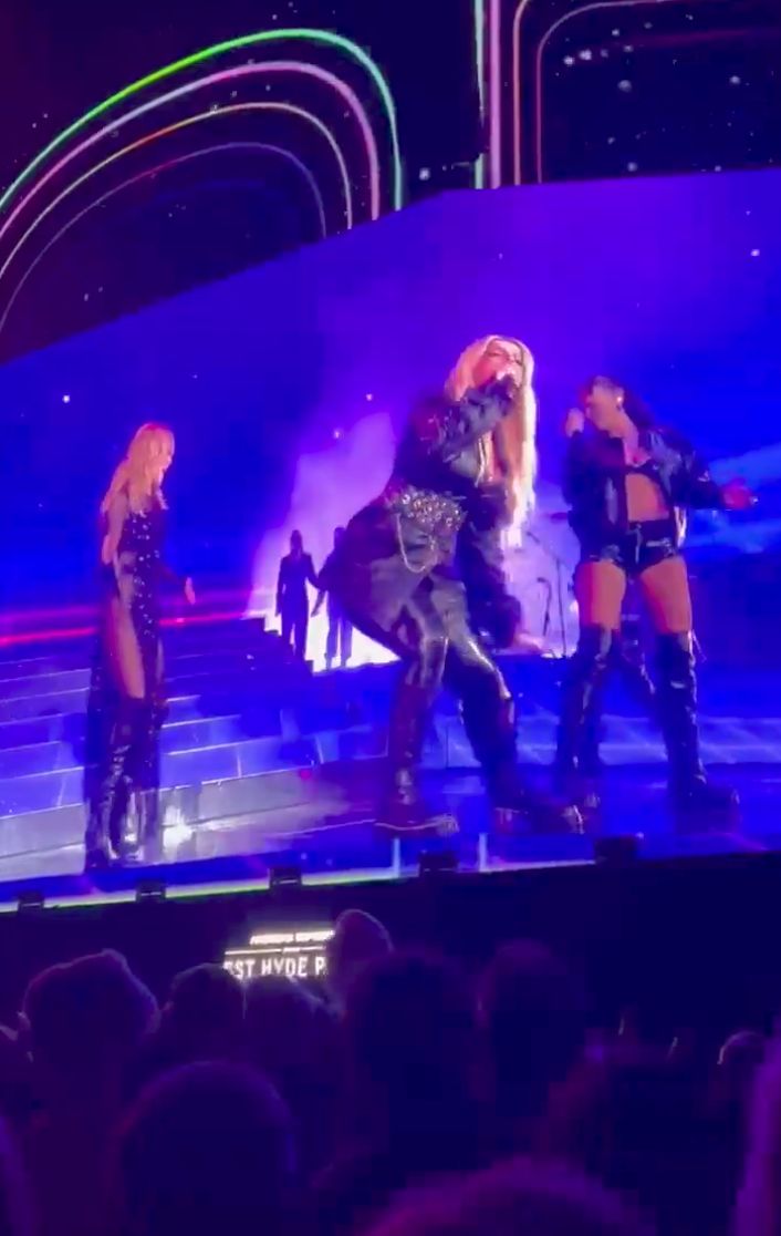 SwannKelvin's tweet image. "My Oh My!" ✨ 
#Kylielove💎 #Tovelo💘 #Bebe💖