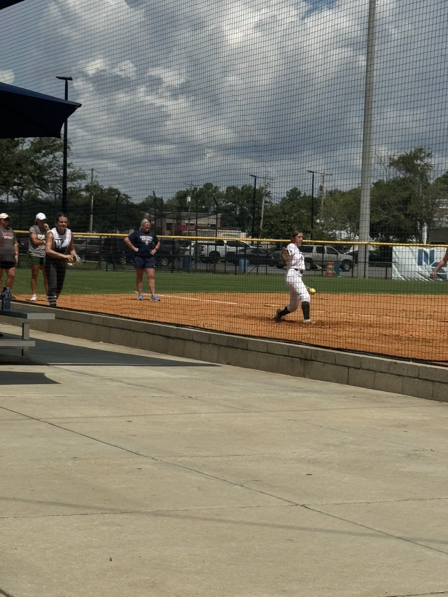 AddysonPorter09's tweet photo. Great start to the shockers showcase! @MGCCCSoftball @PockrusJennifer @TinchTheGrinch @SoftballDown @SoftballDown @D1Softball @AL_Bombers_Gold https://t.co/ln2PPo5lkw