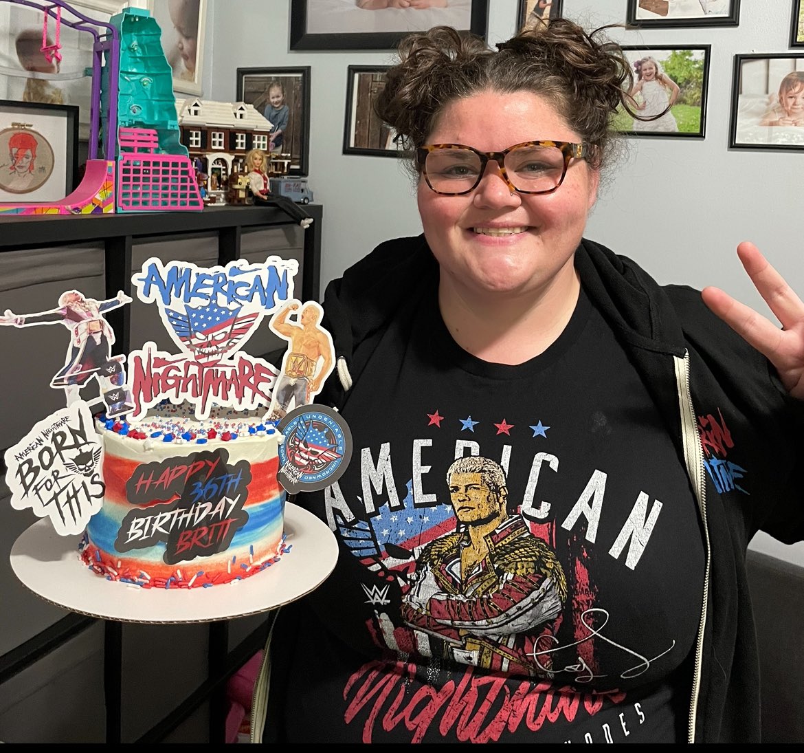 britro12's tweet photo. It went from an undesirable to truly undeniably great birthday!!! Thank you everyone who reached out to say Happy Birthday! I’m so grateful to have such an amazing tribe by my side ♥️🇺🇸💙🎂 @CodyRhodes https://t.co/LljYTrWKqC