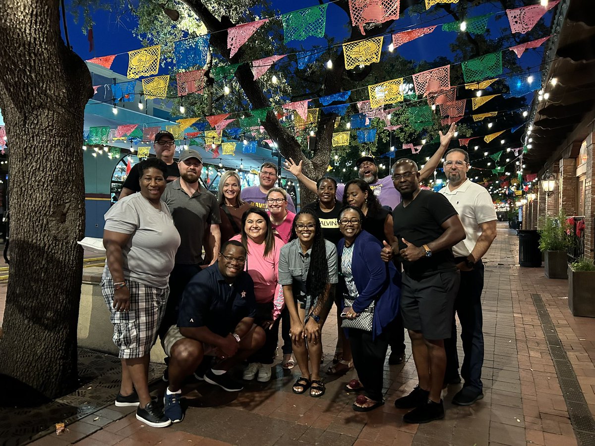 Leslie Dulock tweet media