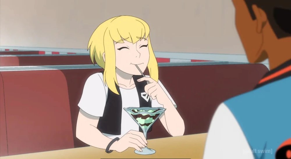 Michael19966179's tweet photo. @TrollyMcTr13544 @SXodium Regular dude somehow bagged a blonde baddie who can bench press a train for fun, man is not beating the Krillin allegations. https://t.co/8Ch3176lIA