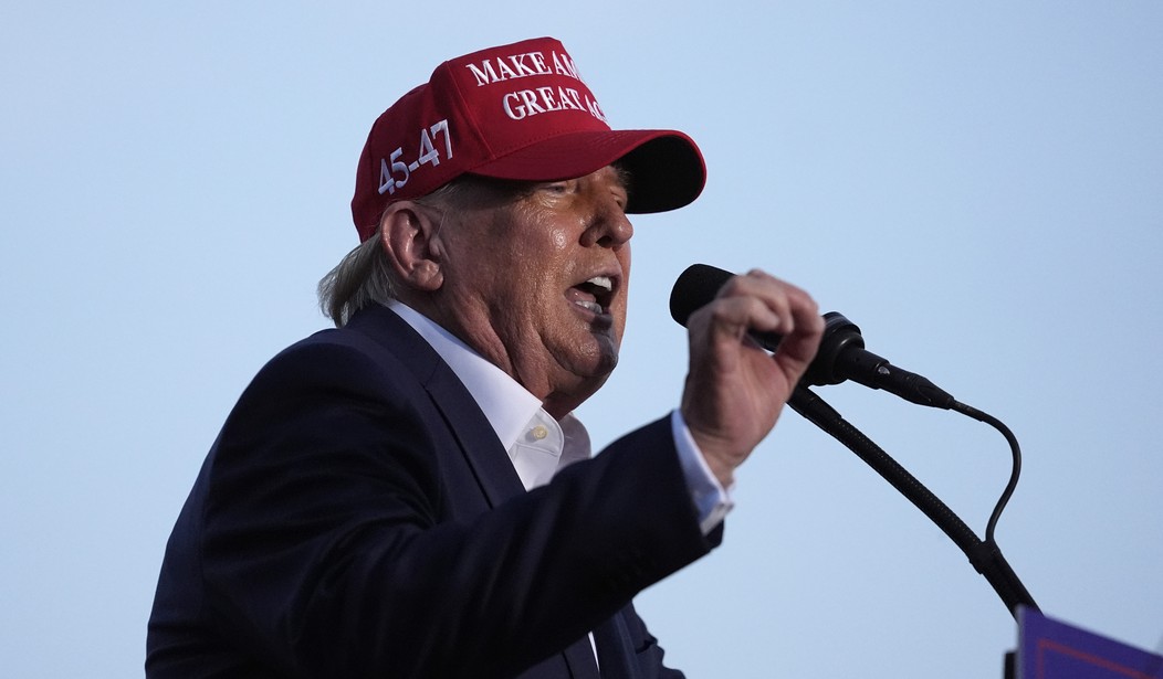 🚨🇺🇸BREAKING: TRUMP SHOT DURING RALLY

Reports are coming in that his ear was hit and his neck. 

Trump was shot during a rally in Pennsylvania.

He fell to the ground after opening remarks but got up and was taken away by Secret Service.

Source: Townhall