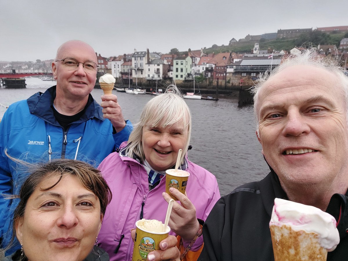 Lovely day with Lin n Iain in sunny Whitby today