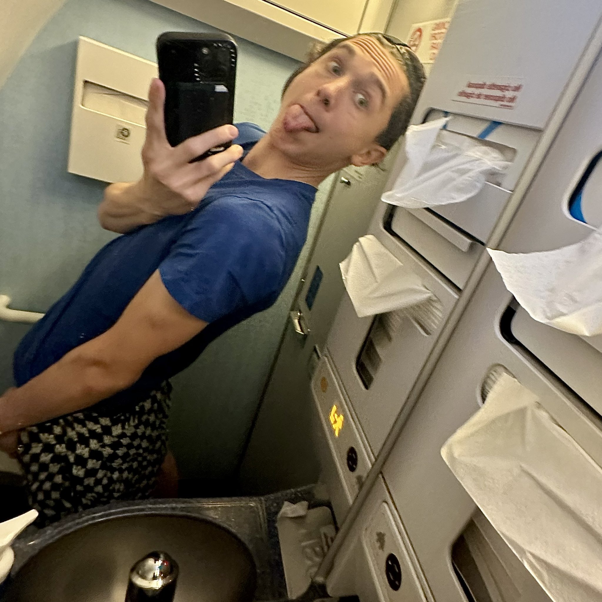 lil mabu on X: balls hanging…🙄 shows banging🤘🏻 sophmoretour  t.coqn93CinXvL  X