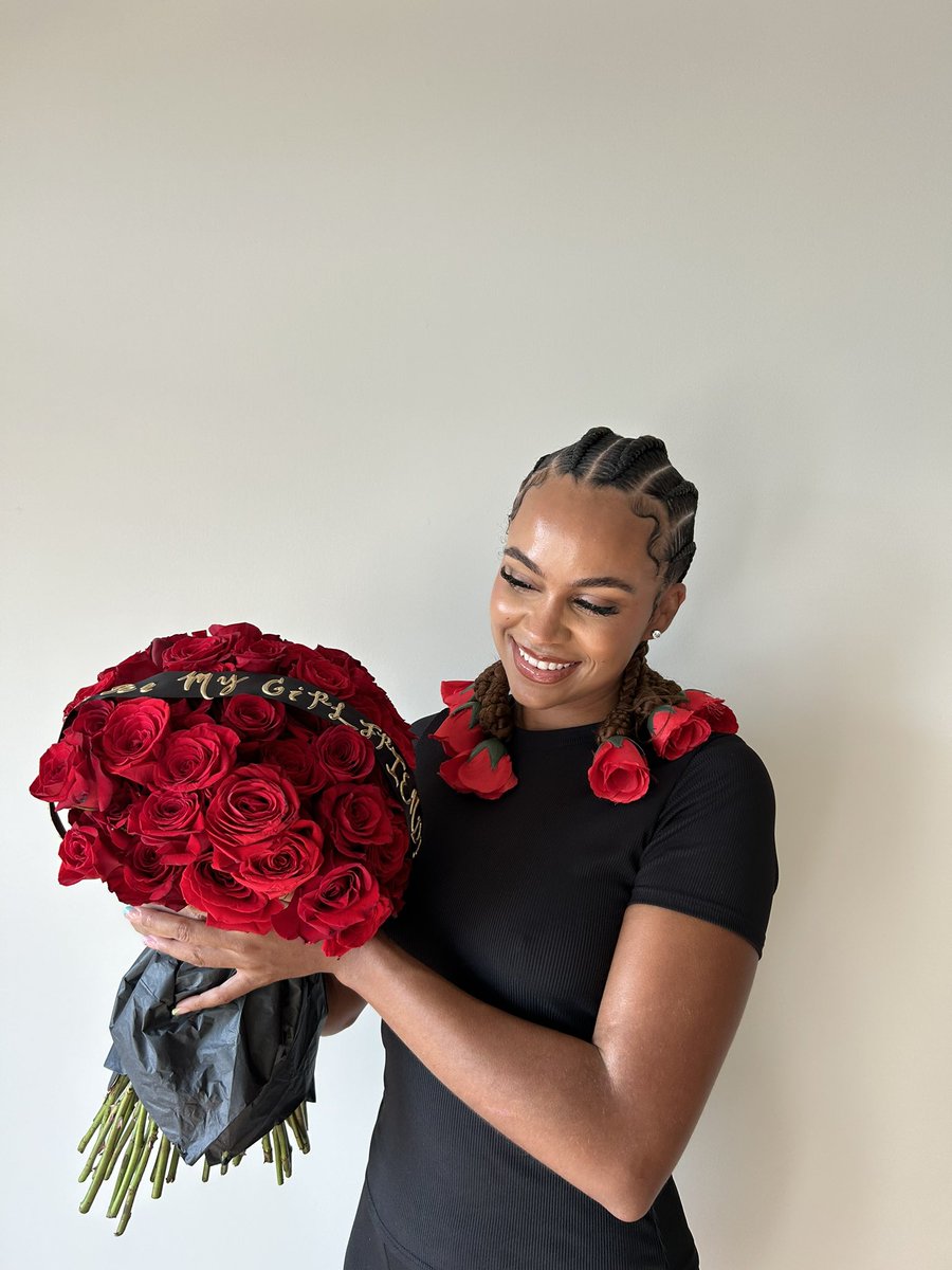 briioriginal__'s tweet image. Almost 9 months of intentionally dating the most amazing woman in the world to the sweetest gf proposal. I love you, @thatsericaclark. My world is brighter because of you. My heart is lighter because of you. My spirit is calmer because of you. Thank you, papa. ❤️🌹