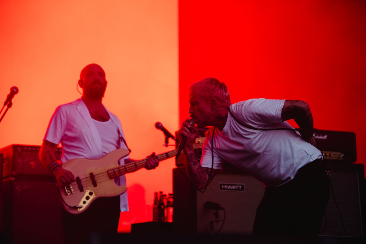 Cheek to cheek! <a href="/idlesband/">I D L E S</a> had the courtyard swinging hip to hip tonight 🎸🔥

Thanks to everyone who rocked with us at <a href="/TKMaxx_UK/">TK Maxx</a> presents Live at The Piece Hall. 

What a night to remember!