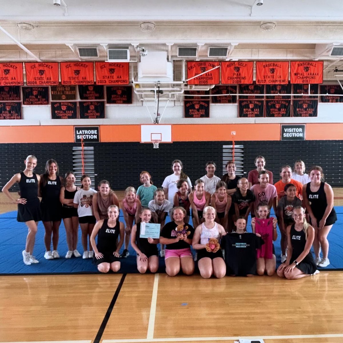 Elite Cheerleading tweet media