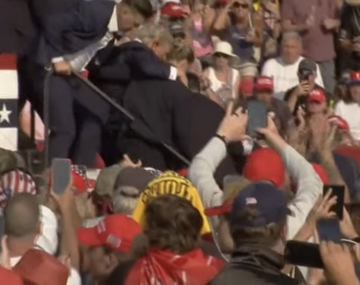 Marion Smith tweet media