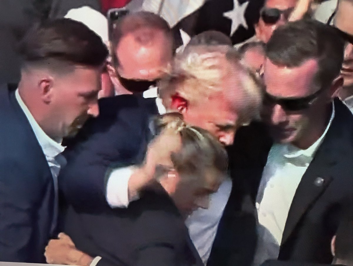 revonthemic's tweet photo. Prayers for former President Trump who appears to have survived an assassination attempt at his rally in PA. Idc who you vote for. This is utterly disgraceful! Please don’t come on this post talking reckless. https://t.co/ufiMukgm1K