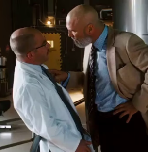 MS0Gold's tweet image. RANDOM JAPANESE MAN KILLED HIS PRIME MINISTER WITH A DOOHICKEY