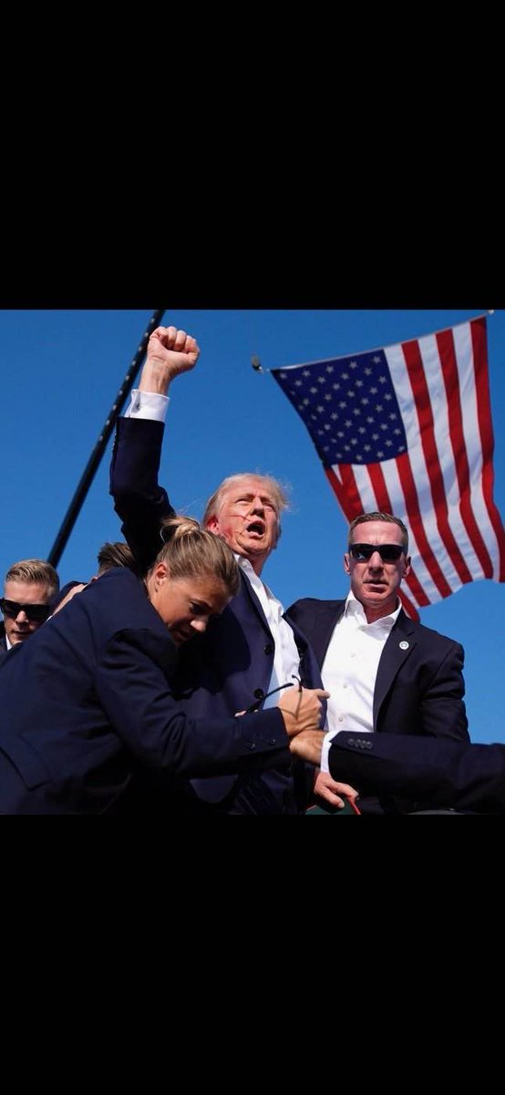 iamgoosce's tweet photo. Former president, and soon to be next president, @realDonaldTrump was just shot, and is alive.
 https://t.co/lG4qyHbfxi https://t.co/jbHv6XCl36